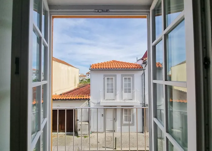 Sam - Studio In The City Center